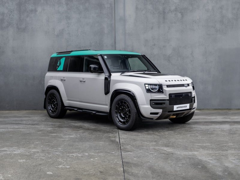 2026 Land Rover Defender 110 P635 OCTA