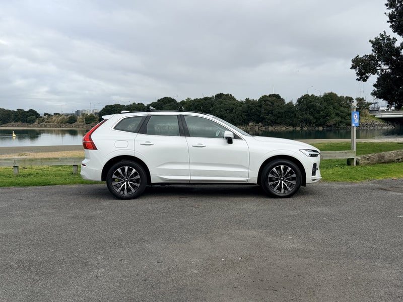 2022 Volvo XC60 B5 AWD PLUS, photo 3