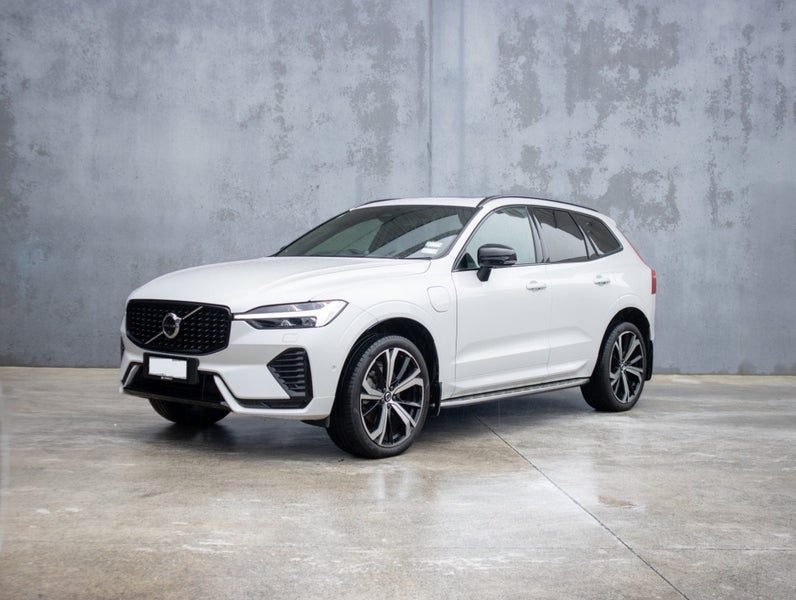 2022 Volvo XC60 T8 RECHARGE PHEV, photo 3