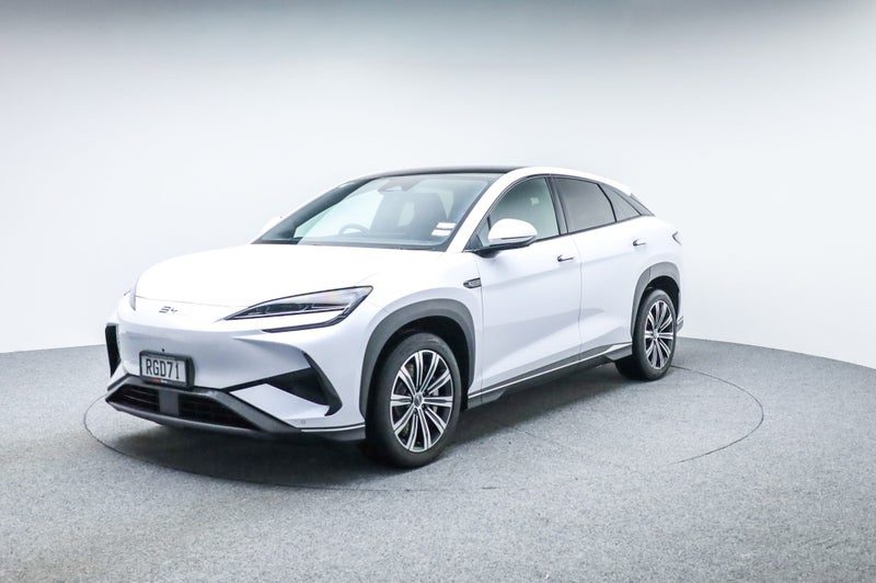 2025 BYD Sealion 7 Premium 2Wd Suv, photo 3