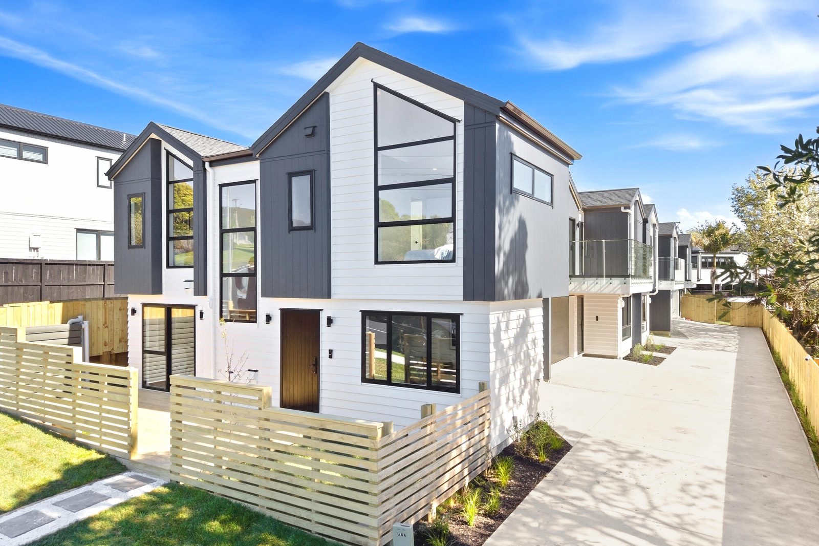 1/64 County Road, Torbay