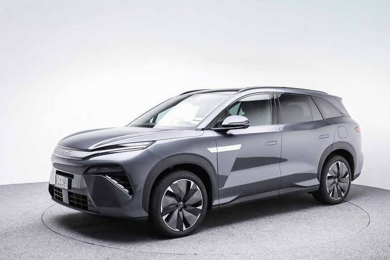 2026 BYD Sealion 8 Premium AWD, photo 3
