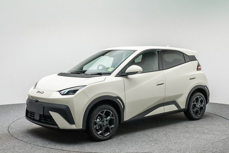2026 BYD ATTO 1 Premium EV, photo 3