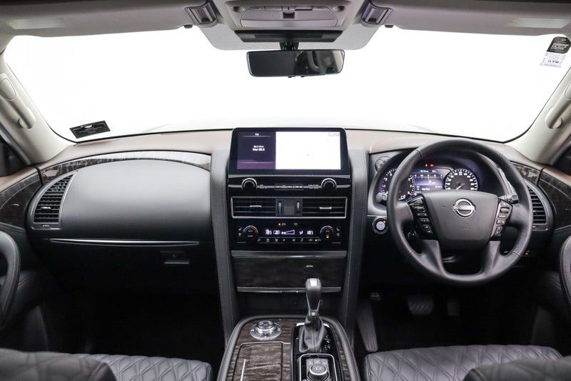 2026 Nissan Patrol Ti 5.6 Petrol, photo 2