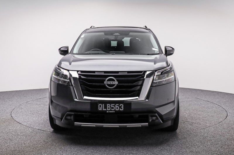 2024 Nissan Pathfinder Ti-L 4WD 7 Seat, photo 3