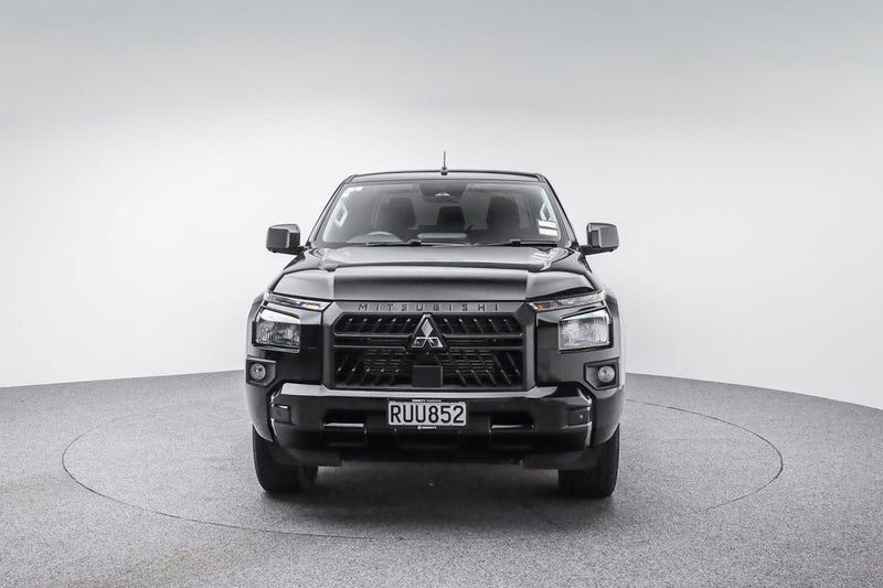 2025 Mitsubishi Triton DC GLX, photo 2