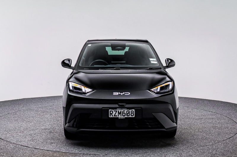 2026 BYD ATTO 1 Premium EV, photo 3