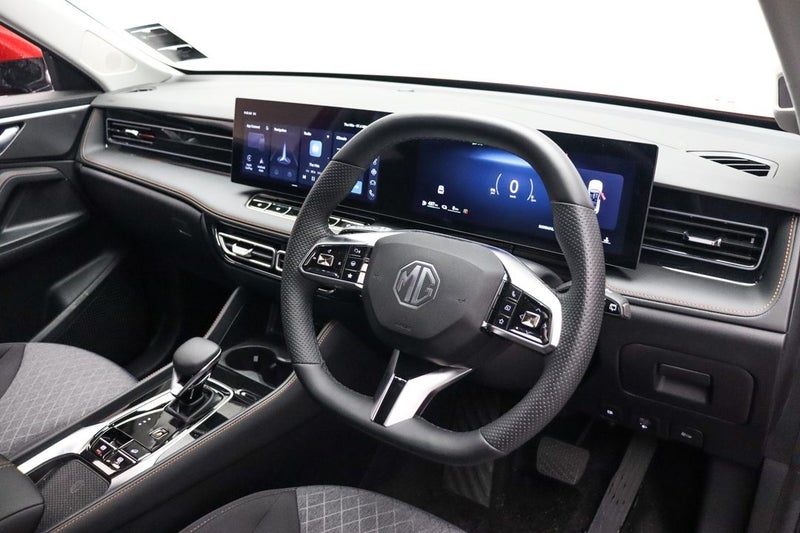 2026 MG HS Super Hybrid PHEV Excite, photo 2