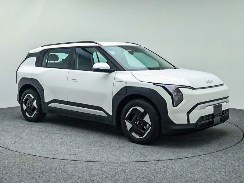 2026 Kia EV3 Light FWD, main photo