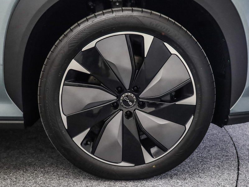 2026 BYD Sealion 8 Dm-P Dynamic AWD, photo 3