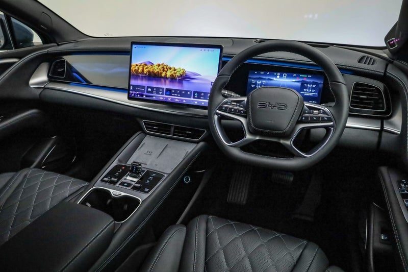 2026 BYD Sealion 7 Premium 2WD EV, photo 2