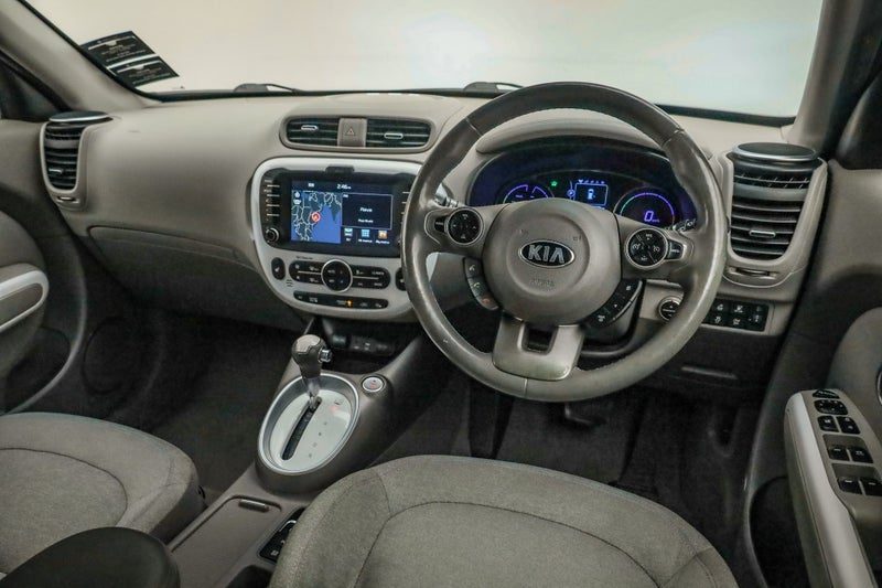 2015 Kia Soul EV, photo 2