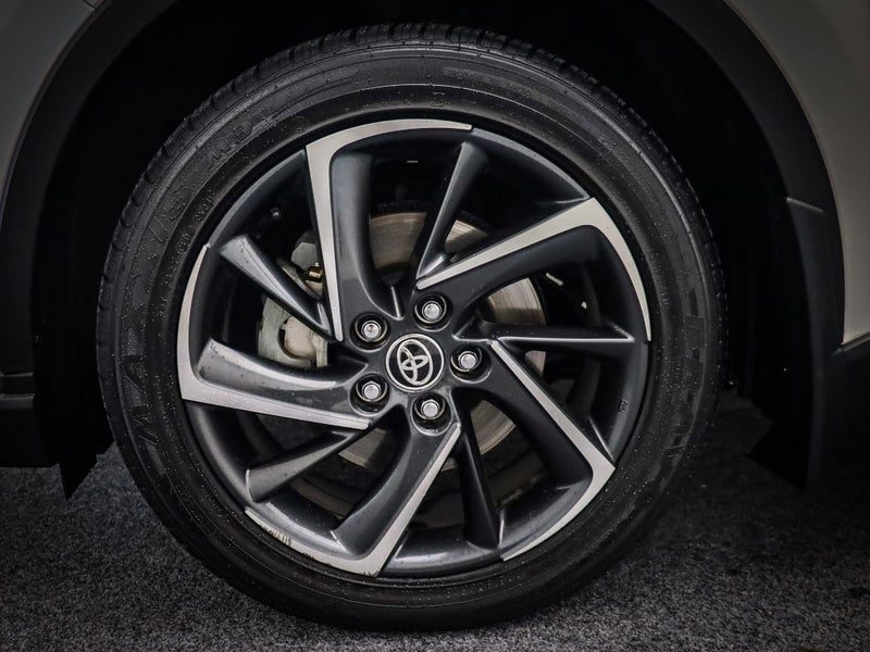 2022 Toyota C-HR LIMITED 1.2pT 4WD, photo 3