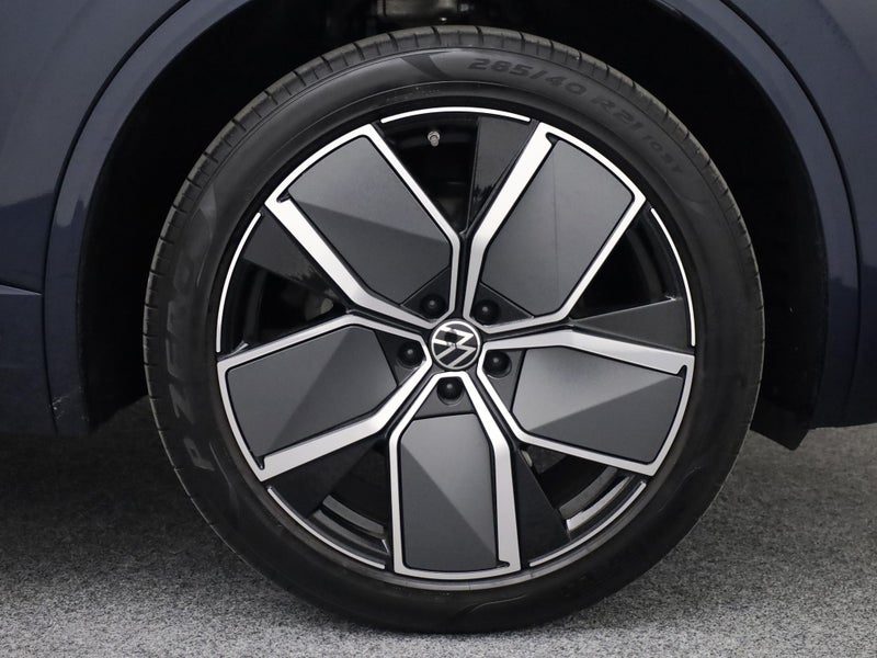 2025 Volkswagen Touareg V6s R-Line 210Kw TDI, photo 3