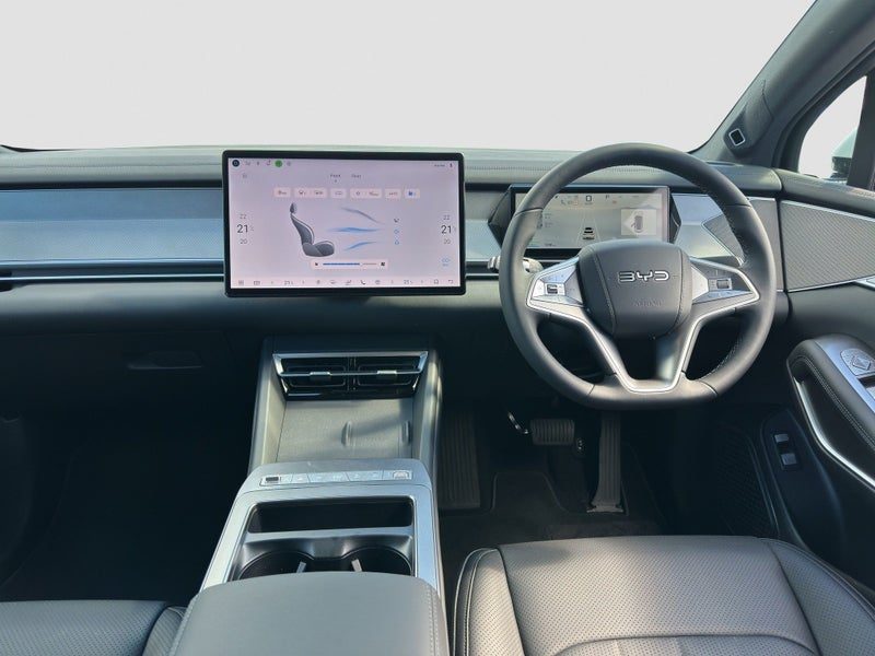 2026 BYD Sealion 8 DYNAMIC AWD - AURORA WHITE, photo 3