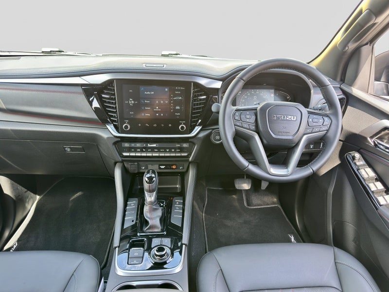 2026 Isuzu MU-X XT 3.0D 4WD, photo 3