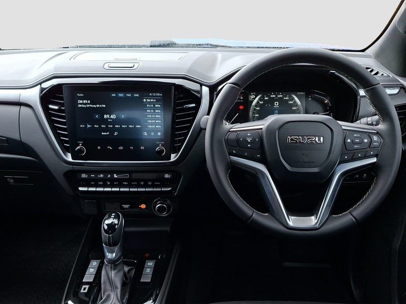 2026 Isuzu D-Max LS 3.0D 4WD - OBSIDIAN GREY, photo 3
