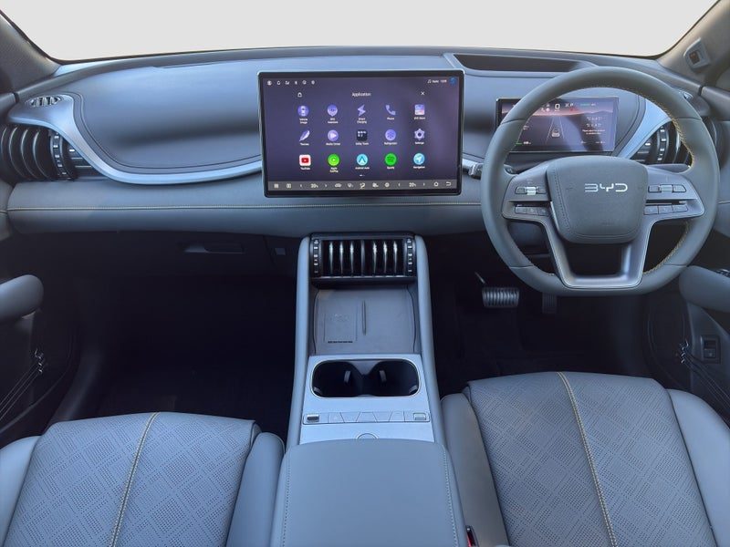 2026 BYD Atto 3 EVO PERFORMANCE EV - COSMOS BLACK, photo 3