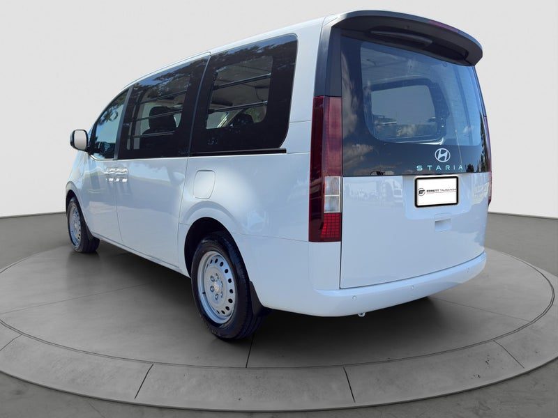 2026 Hyundai Staria Load, photo 2