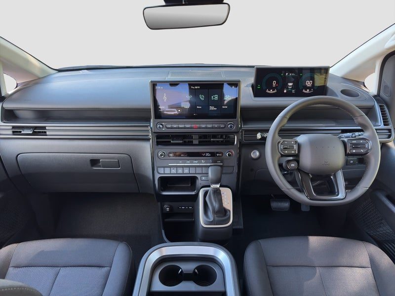 2026 Hyundai Staria Load, photo 3