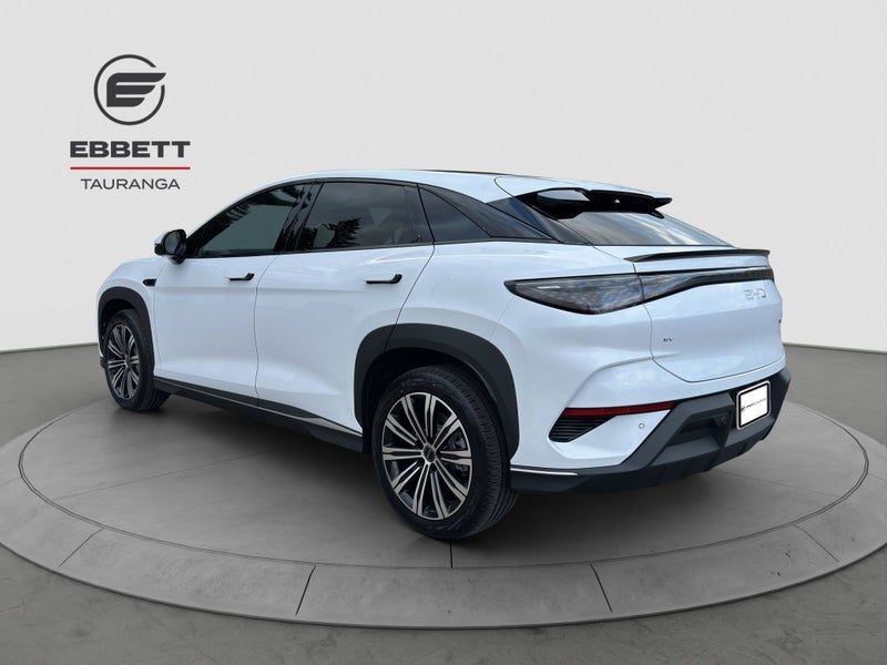 2026 BYD Sealion 7 PREMIUM EV - AURORA WHITE, photo 2