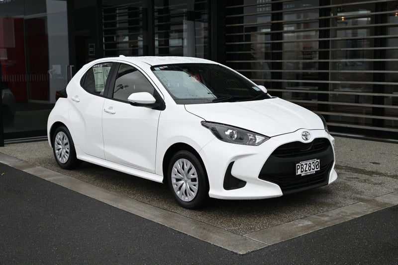 2022 Toyota Yaris GX 1.5 Petrol FWD Hatchback, main photo