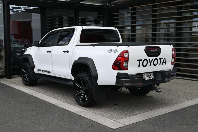 2024 Toyota Hilux SR 5 Cruiser, photo 2