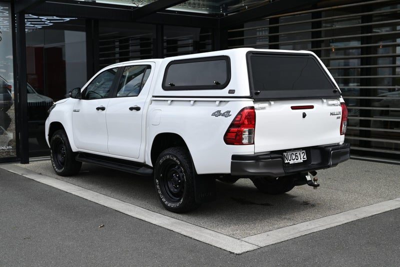 2021 Toyota Hilux SR 2.8 Turbo Diesel 4WD Ute, photo 2