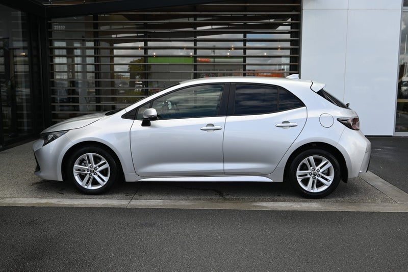 2019 Toyota Corolla GX 2.0 Petrol FWD Hatchback, photo 3