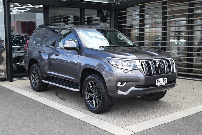 2022 Toyota Land Cruiser Prado VX