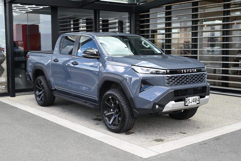 2026 Toyota Hilux SR 5 Limited, main photo