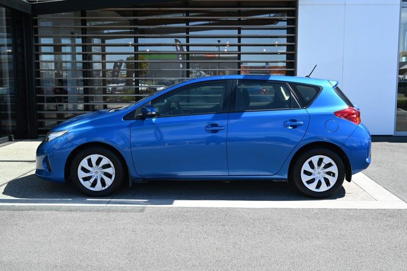 2013 Toyota Corolla GX 1.8 Petrol FWD Hatchback, photo 3