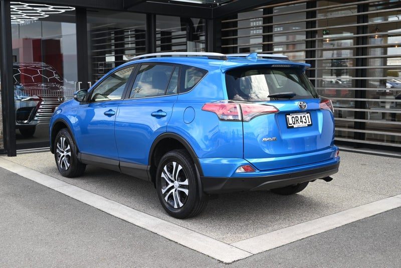 2018 Toyota RAV4 GX 2.0 Petrol FWD SUV, photo 2