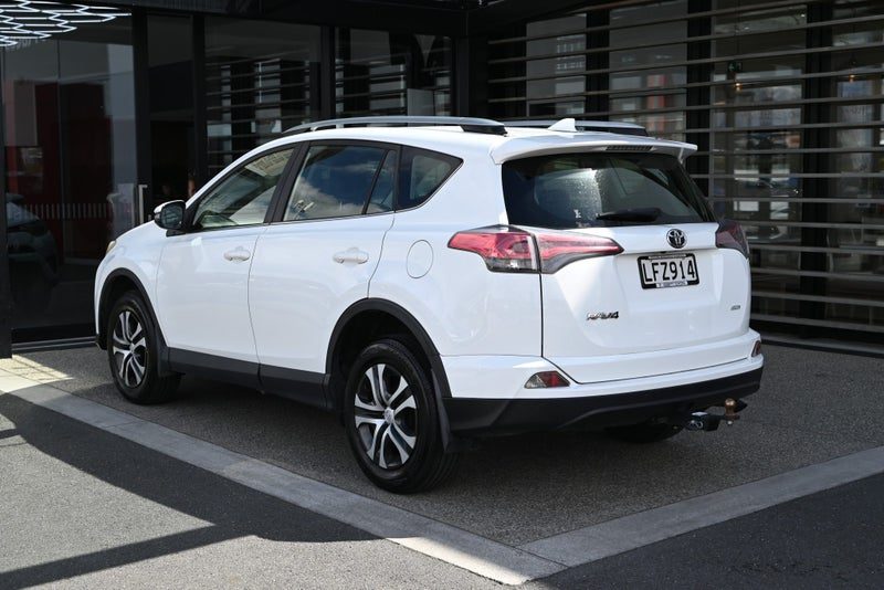 2018 Toyota RAV4 GX 2.5 Petrol AWD SUV, photo 2