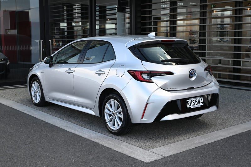 2025 Toyota Corolla GX 1.8, photo 3
