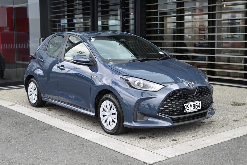 2024 Toyota Yaris GX 1.5, main photo