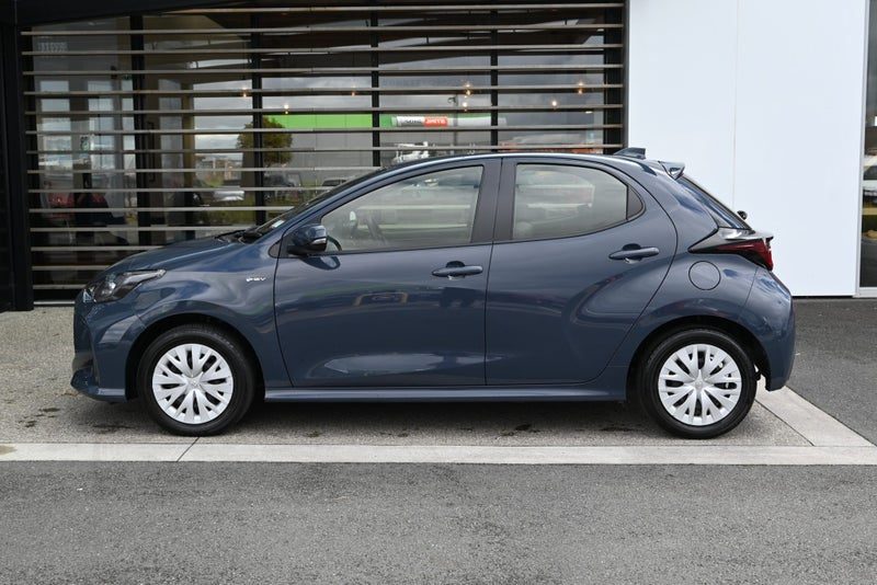 2024 Toyota Yaris GX 1.5, photo 3