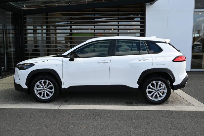 2026 Toyota Corolla Cross GX, photo 3
