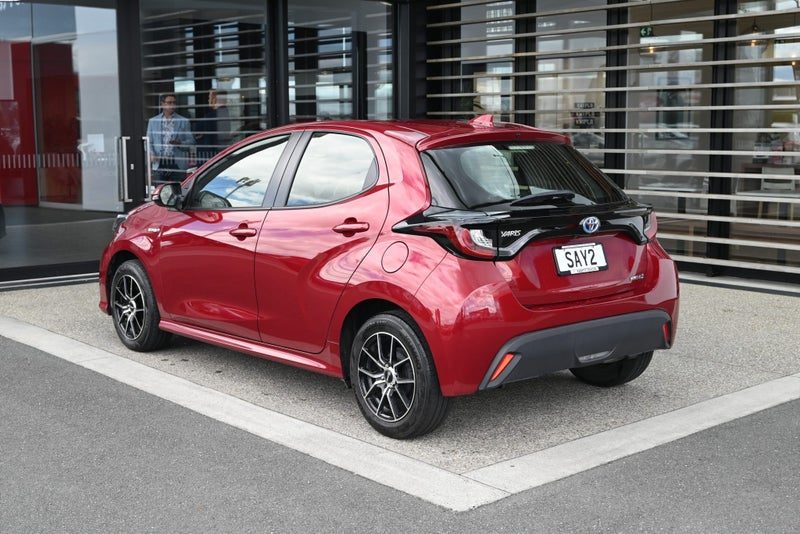 2022 Toyota Yaris GX 1.5, photo 2