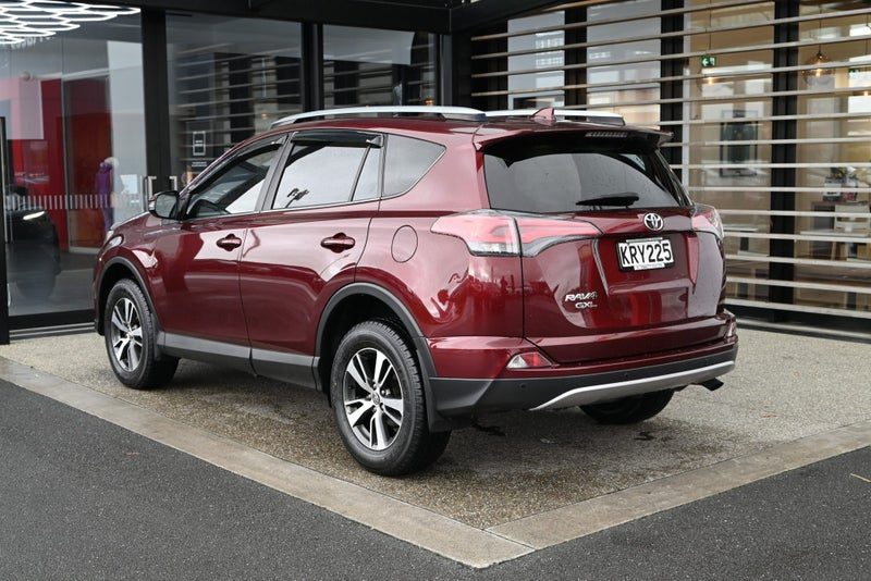 2017 Toyota RAV4 GXL 2.0 Petrol FWD SUV, photo 2