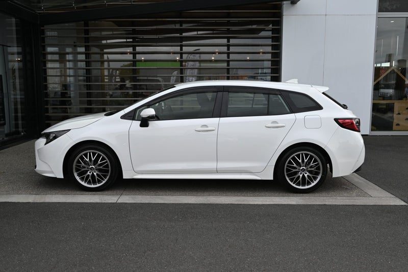 2023 Toyota Corolla X, photo 3