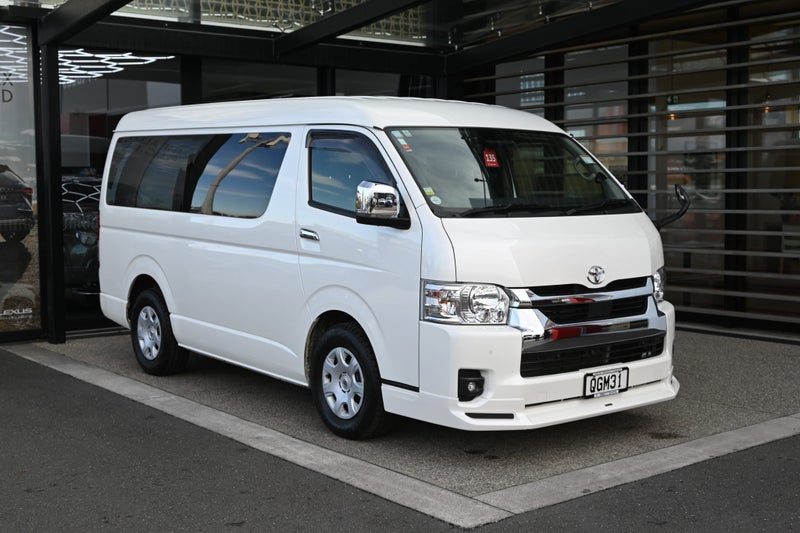 2023 Toyota Hiace 10 Seater Minibus