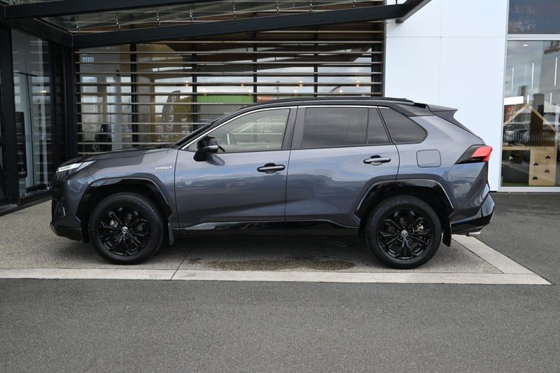 2023 Toyota RAV4 XSE 2.5 Petrol Hybrid AWD SUV, photo 3