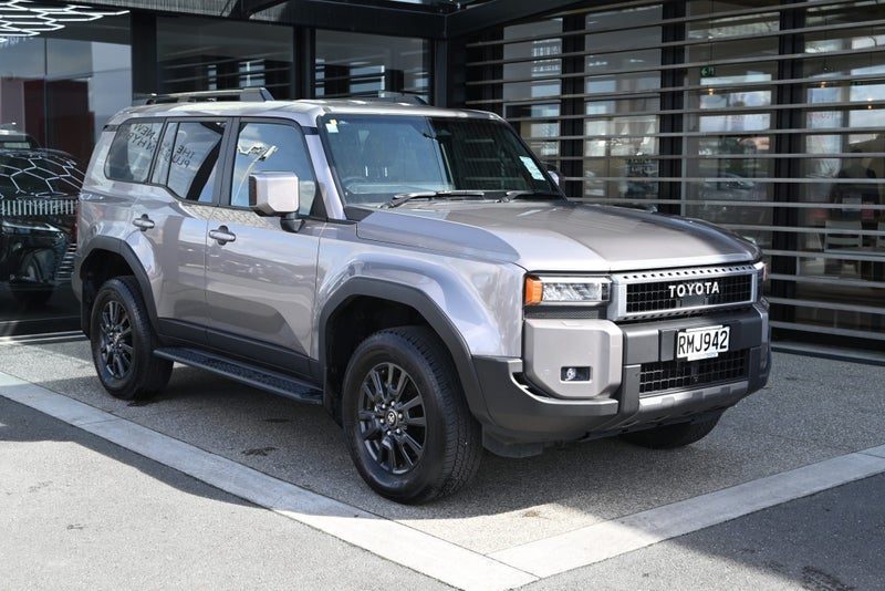 2025 Toyota Land Cruiser Prado GXL