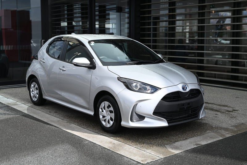 2021 Toyota Yaris X, main photo