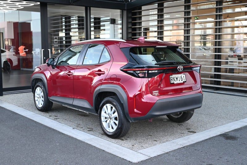 2025 Toyota Yaris Cross GX, photo 2