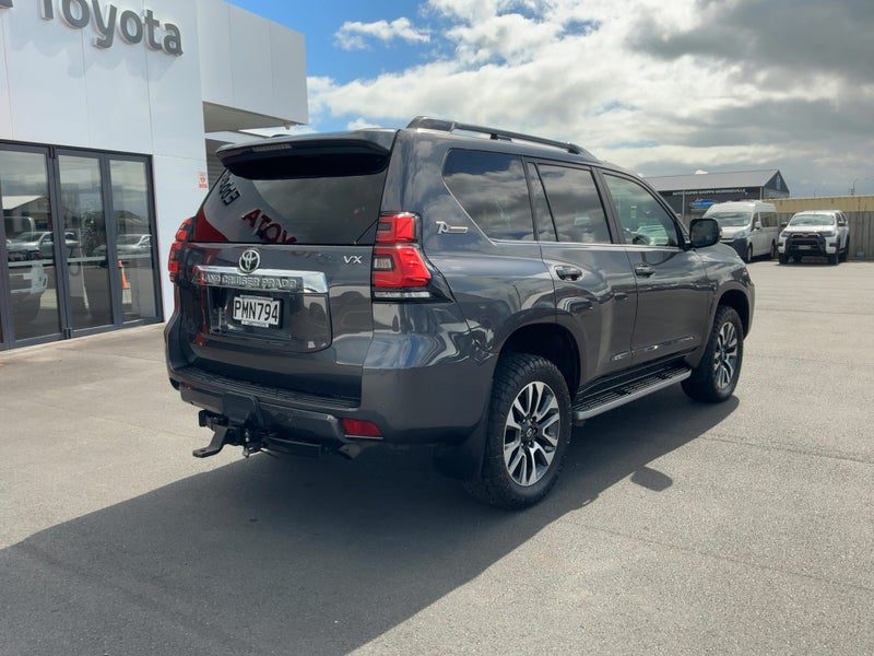 2022 Toyota Land Cruiser Prado VX, photo 3