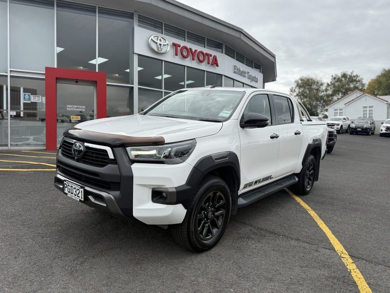 2022 Toyota Hilux SR 5 Cruiser