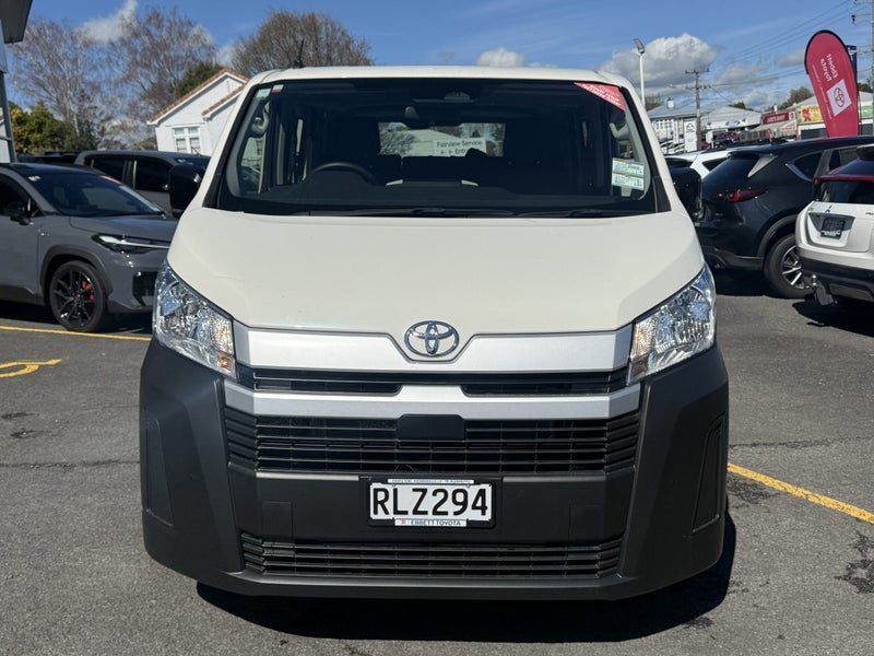 2026 Toyota Hiace ZR 2.8DT 6AT RWD HVN/5D/5S, photo 3