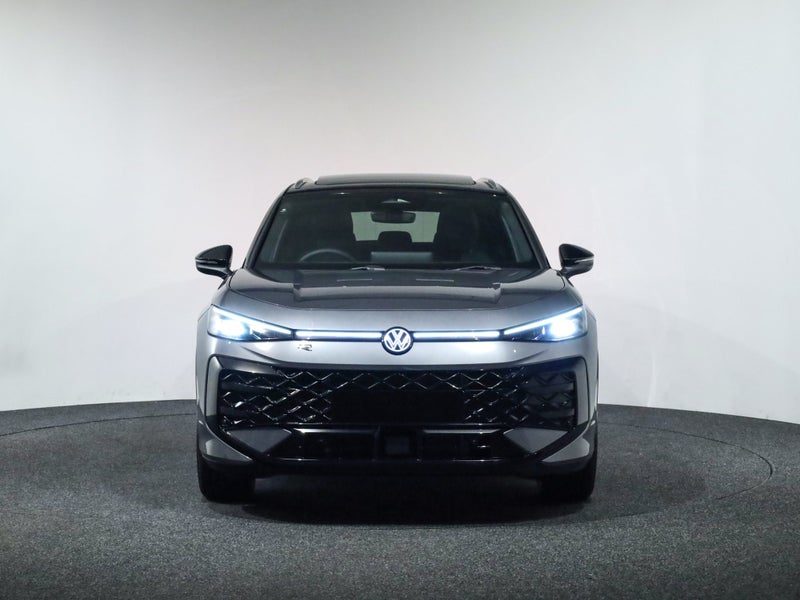 2026 Volkswagen T-Roc TSI R Line, photo 2